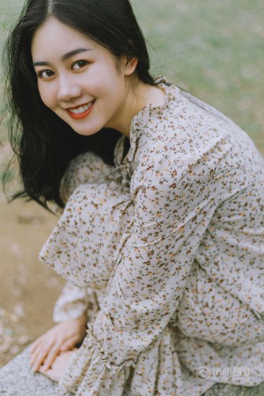 女囚犯