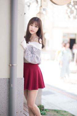 公车上玩两个处