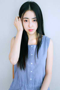 美女与大黄狗